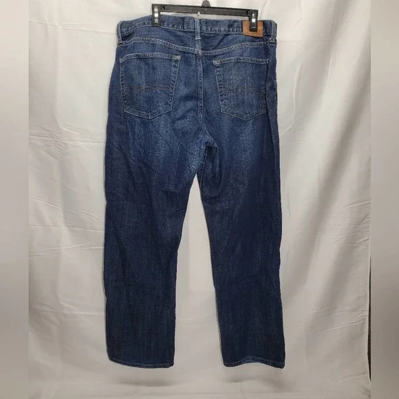 Lucky brand 329 classic straight medium wash denim jeans 38x30